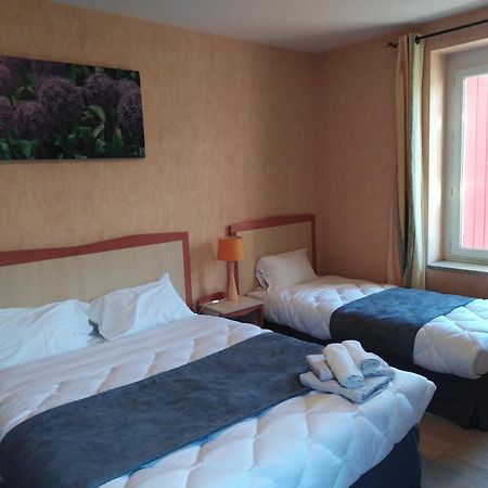 Logis Hotel Des Voyageurs Restaurant La Bonne Tabl'Hay Livron sur Drome Bagian luar foto