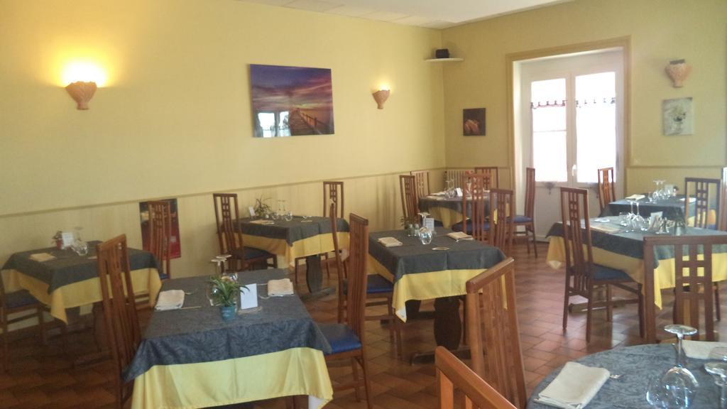 Logis Hotel Des Voyageurs Restaurant La Bonne Tabl'Hay Livron sur Drome Bagian luar foto