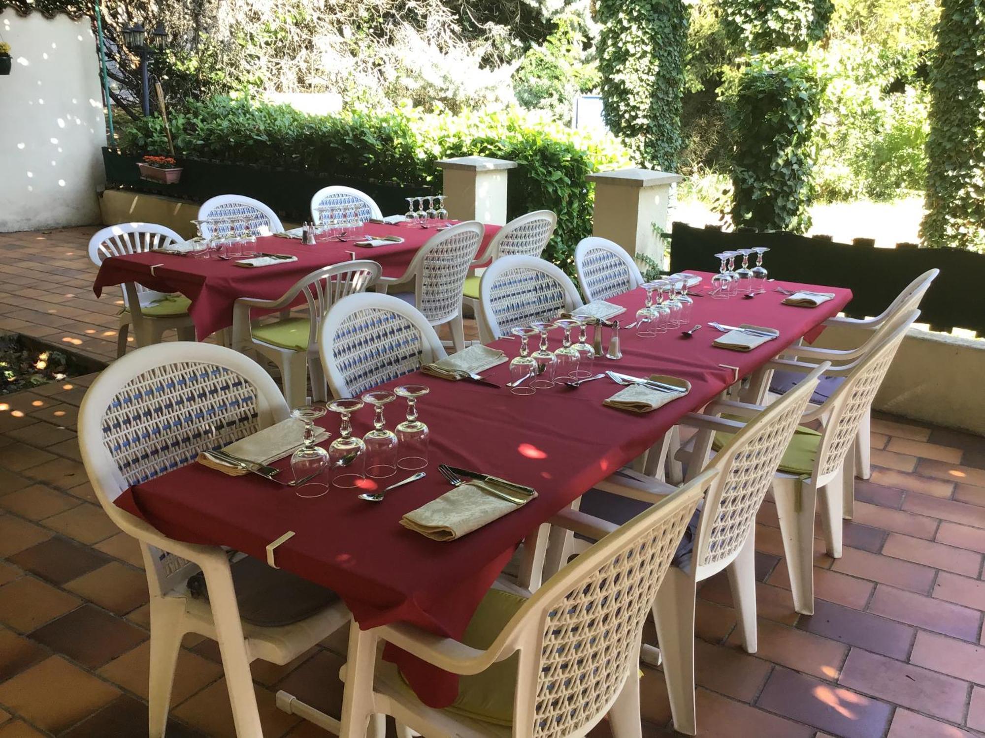 Logis Hotel Des Voyageurs Restaurant La Bonne Tabl'Hay Livron sur Drome Bagian luar foto